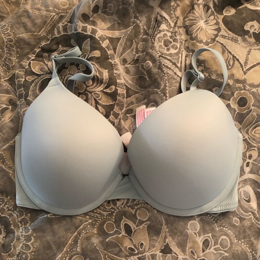 Light blue bra 32d